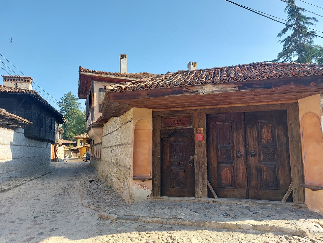 Foto pueblo histórico de Koprivshtitsa, Bulgaria