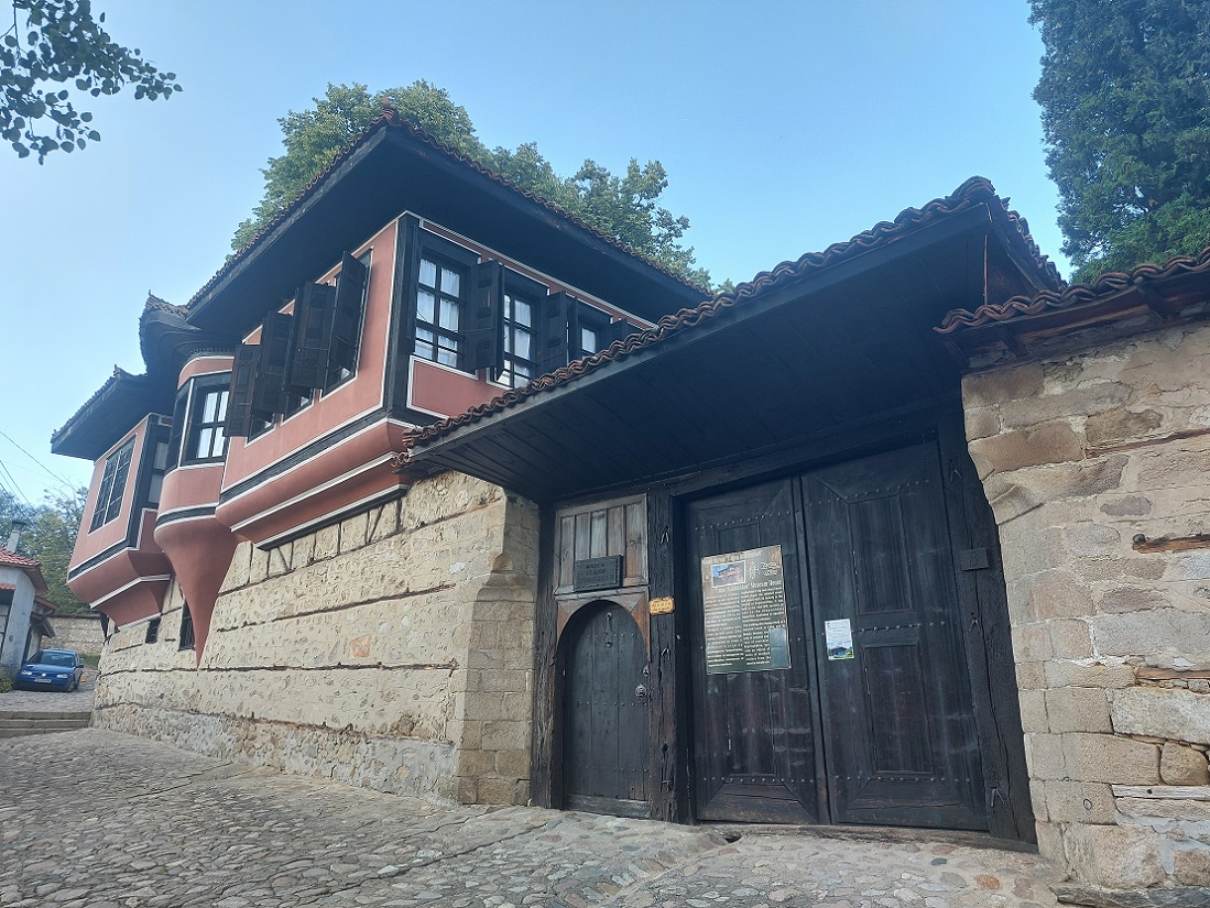 Foto pueblo histórico de Koprivshtitsa, Bulgaria