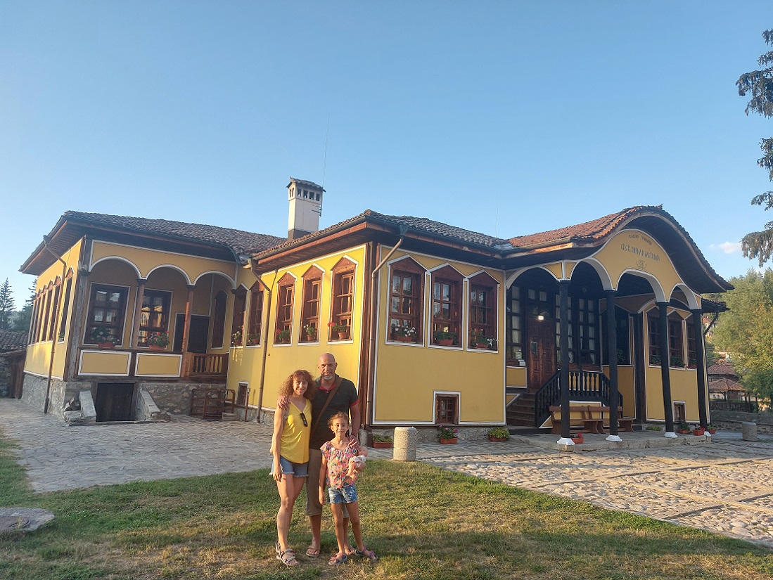 Foto pueblo histórico de Koprivshtitsa, Bulgaria