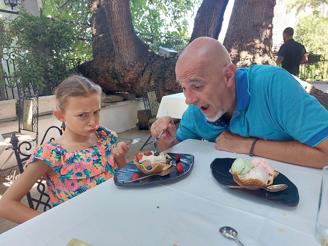 Foto en casco histórico de Plovdiv, restaurante Filipopolis, Bulgaria