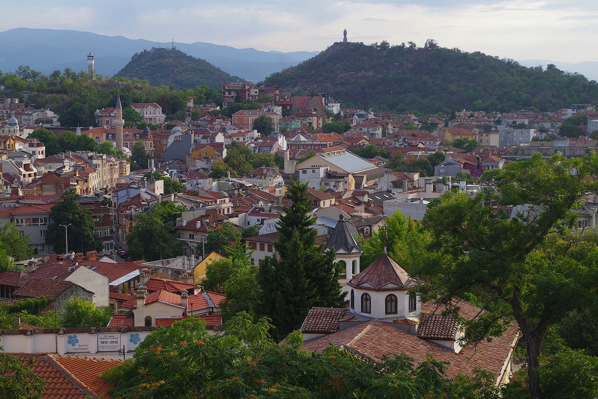 Foto casco histórico de Plovdiv, atardecer en Nebet Tepe, Bulgaria