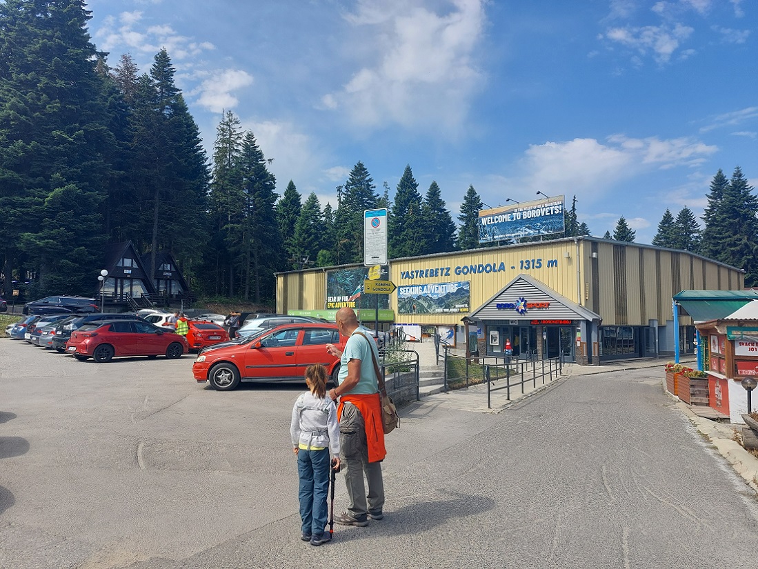 Foto telecabina de Yastrebets, parque nacional de Rila, Bulgaria