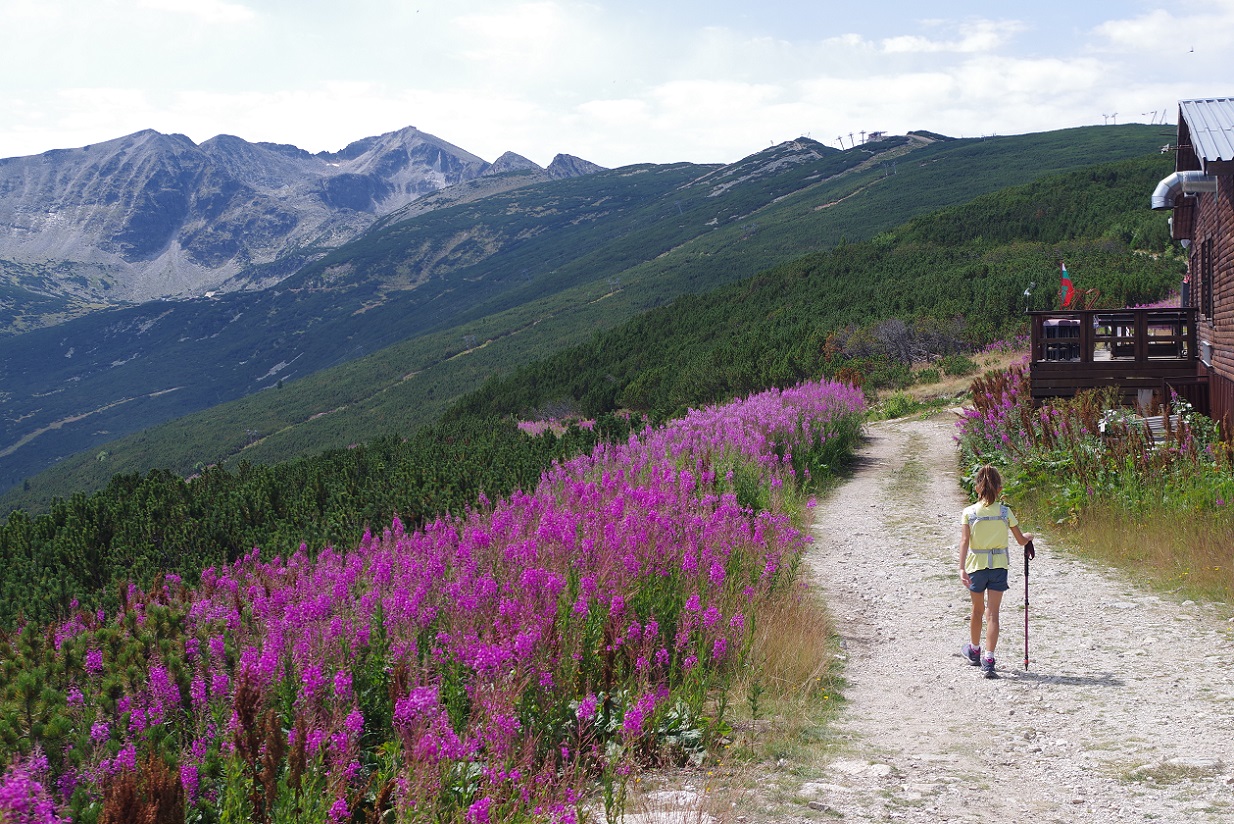 Foto telecabina de Yastrebets, pico Musala, parque nacional de Rila, Bulgaria