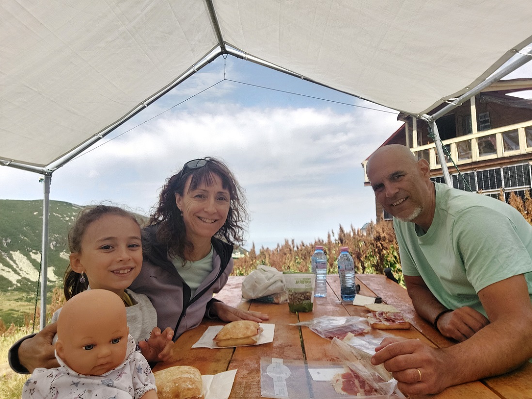 Foto telecabina de Yastrebets, pico Musala, parque nacional de Rila, Bulgaria