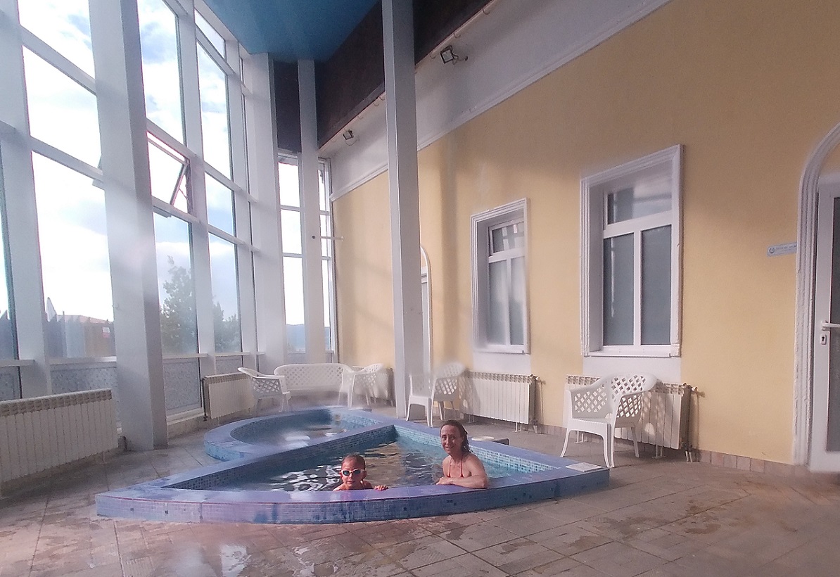 Foto baños termales Kotvata en Sapareva Banya, Bulgaria