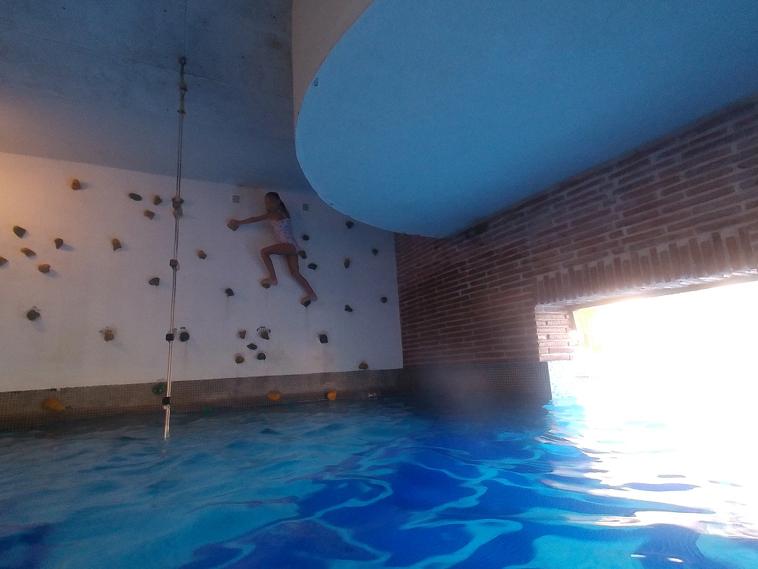 Foto baños termales Kotvata en Sapareva Banya, Bulgaria