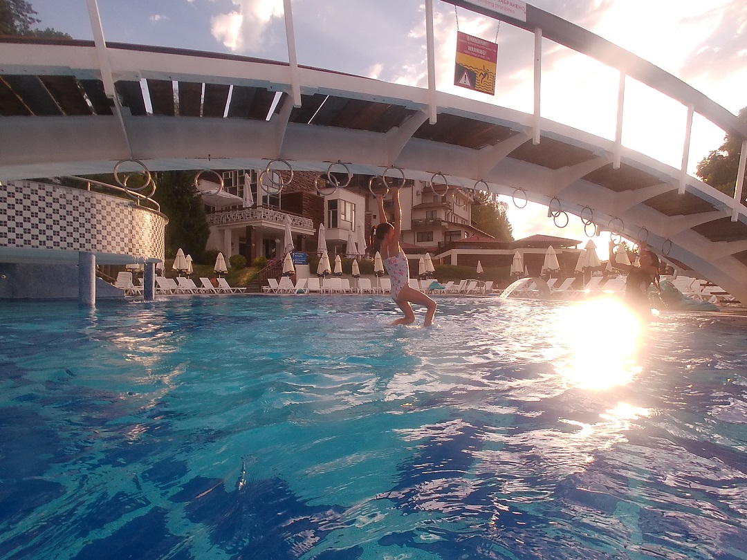 Foto baños termales Kotvata en Sapareva Banya, Bulgaria