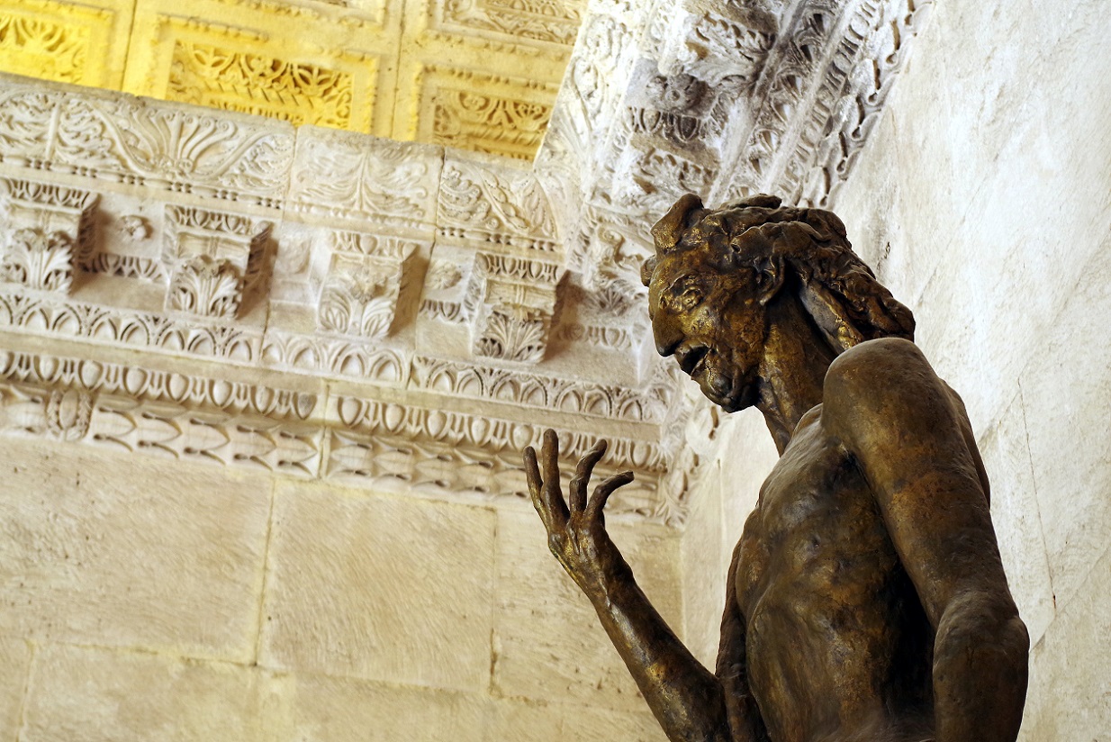 Foto Split, templo de Júpiter, Croacia