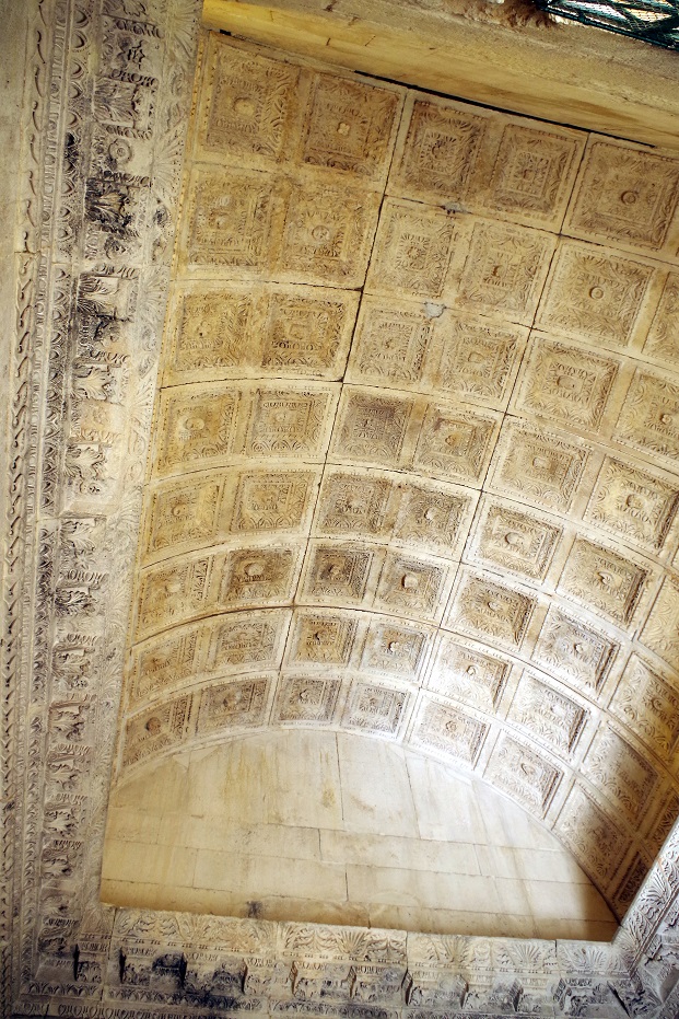 Foto Split, templo de Júpiter, Croacia