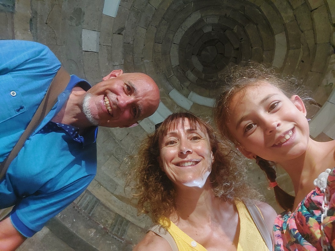 Foto tumba túmulo tracia de Chetinyova Mogila, Starosel, Bulgaria