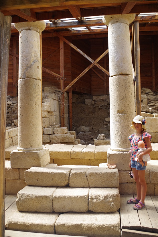 Foto templo tracio Horizont, Starosel, Bulgaria